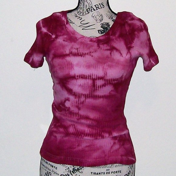 Like New Tie-Dye Ribbed Top - Picture 2 of 4